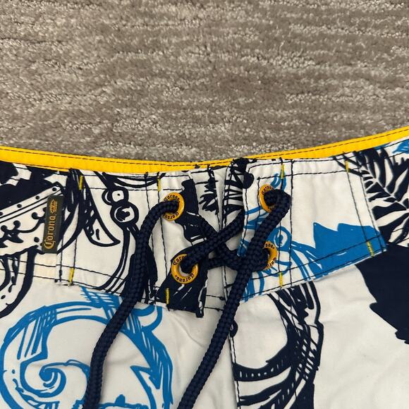 Corona Swim Trunks Mens 32 White Blue Floral Tropical Colorful Beach Resort - Picture 4 of 13